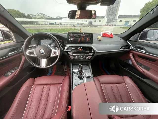 BMW 5 series 2022 Черный из Китая, фото 6