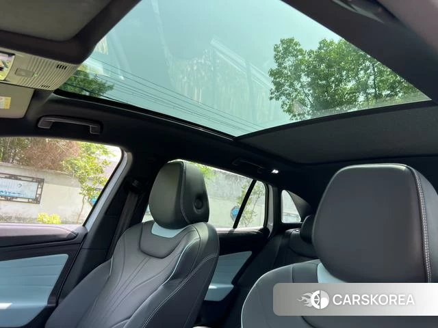 Volkswagen ID.4 X 2023 Белый из Китая, фото 6