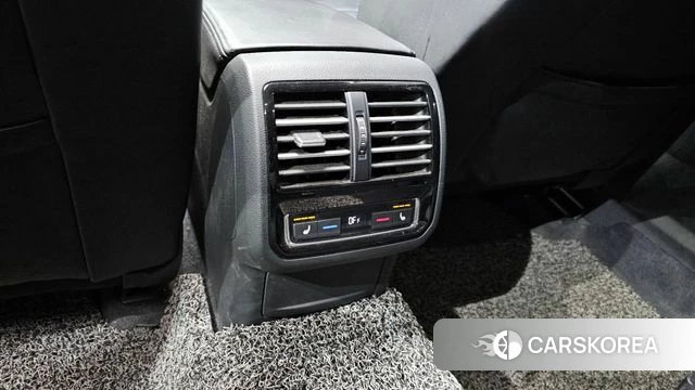 Volkswagen Passat GT (B8) 2018 Белый из Кореи, фото 6