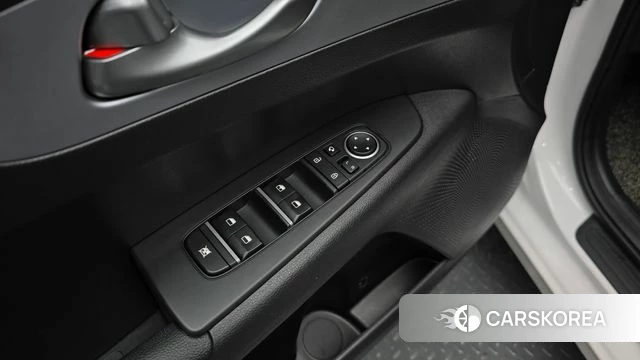 Kia The New K3 2nd generation 2021 Белый из Кореи, фото 6