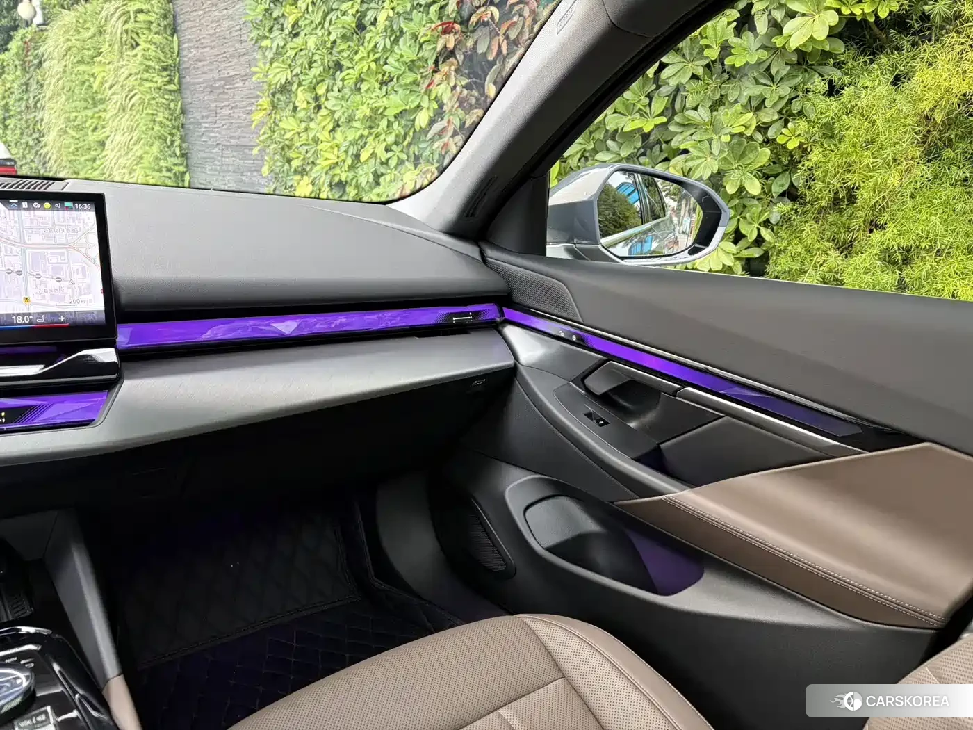 BMW i5 2024 Silver/gray из Китая, фото 6