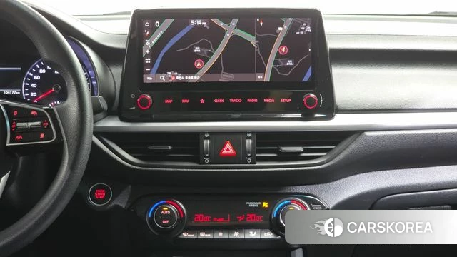 Kia The New K3 2nd generation 2021 Белый из Кореи, фото 6
