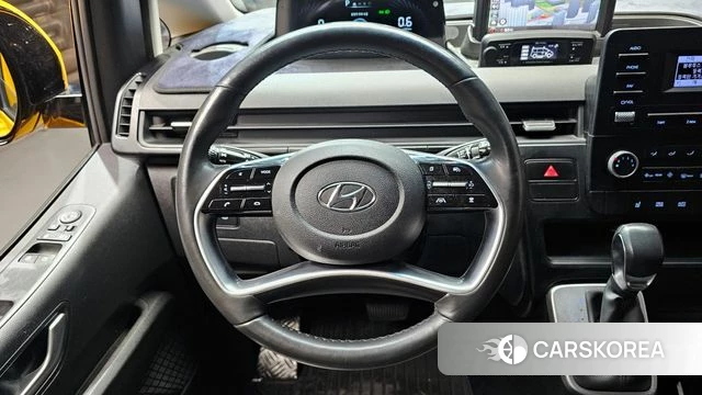 Hyundai Staria 2021 Желтый из Кореи, фото 6