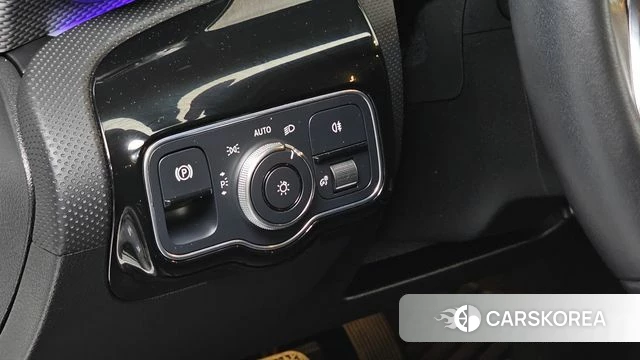 Mercedes-Benz A-Class W177 2021 Белый из Кореи, фото 6