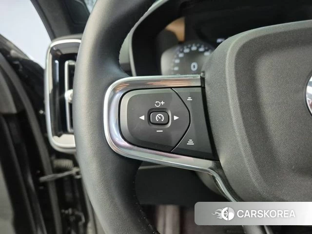 Volvo XC40 2021 Черный из Кореи, фото 6