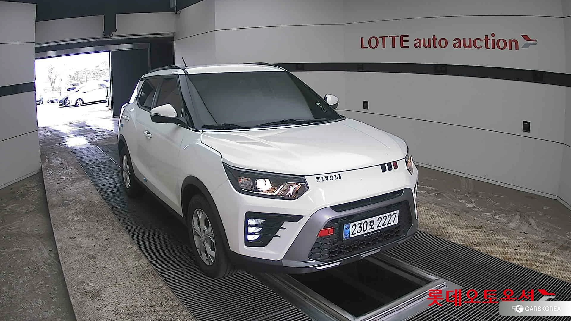 SsangYong Tivoli 2025 Grand White из Кореи, фото 6