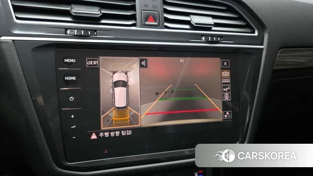 Volkswagen Tiguan Allspace 2023 Белый из Кореи, фото 6