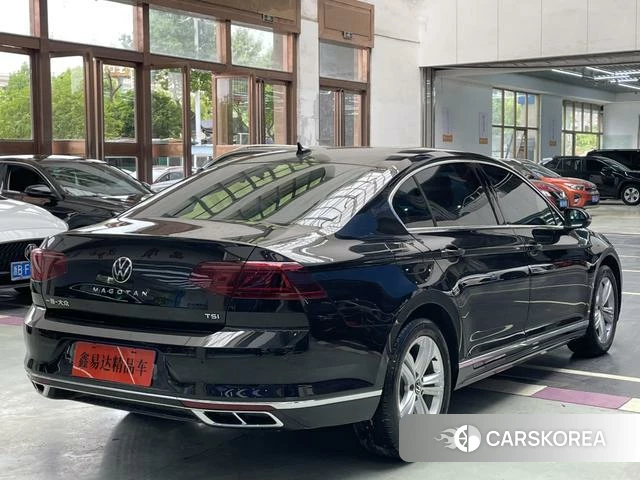 Volkswagen Magotan 2024 Черный из Китая, фото 6