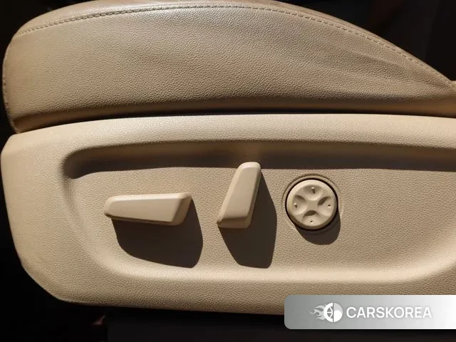 Kia The New Carnival 2019 Белый из Кореи, фото 6