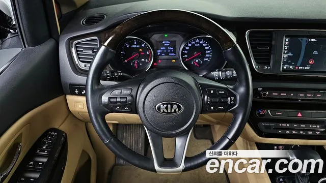 Kia The New Carnival id 2485219 из Кореи 6