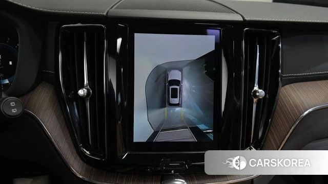 Volvo XC60 second Generation 2022 Белый из Кореи, фото 6