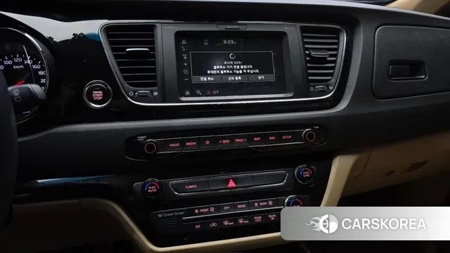 Kia The New Carnival 2019 Черный из Кореи, фото 6