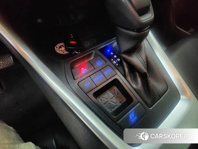 Toyota RAV4 5th Generation 2020 Белый из Кореи, фото 6