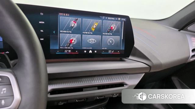 BMW 1 Series (F70) 2025 Серебристо-серый из Кореи, фото 6