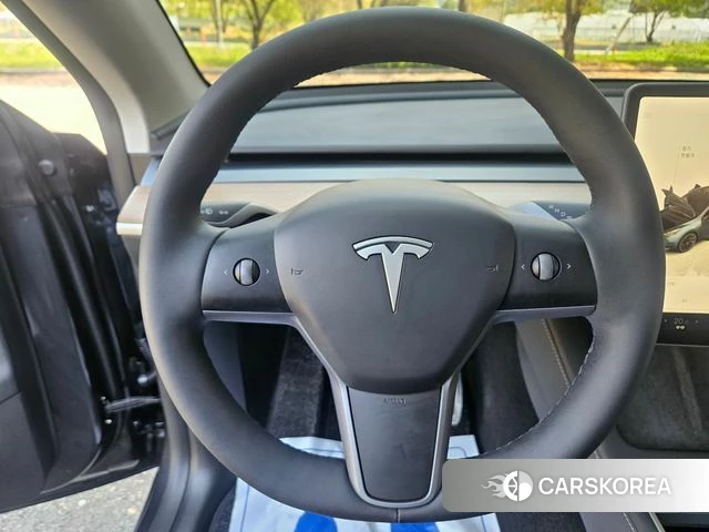 Tesla Model Y 2025 Серый из Кореи, фото 6