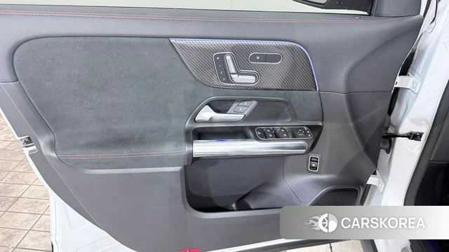 Mercedes-Benz GLA - Class H247 2022 Белый из Кореи, фото 6