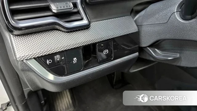 Kia Sportage 5th Generation 2021 Белый из Кореи, фото 6