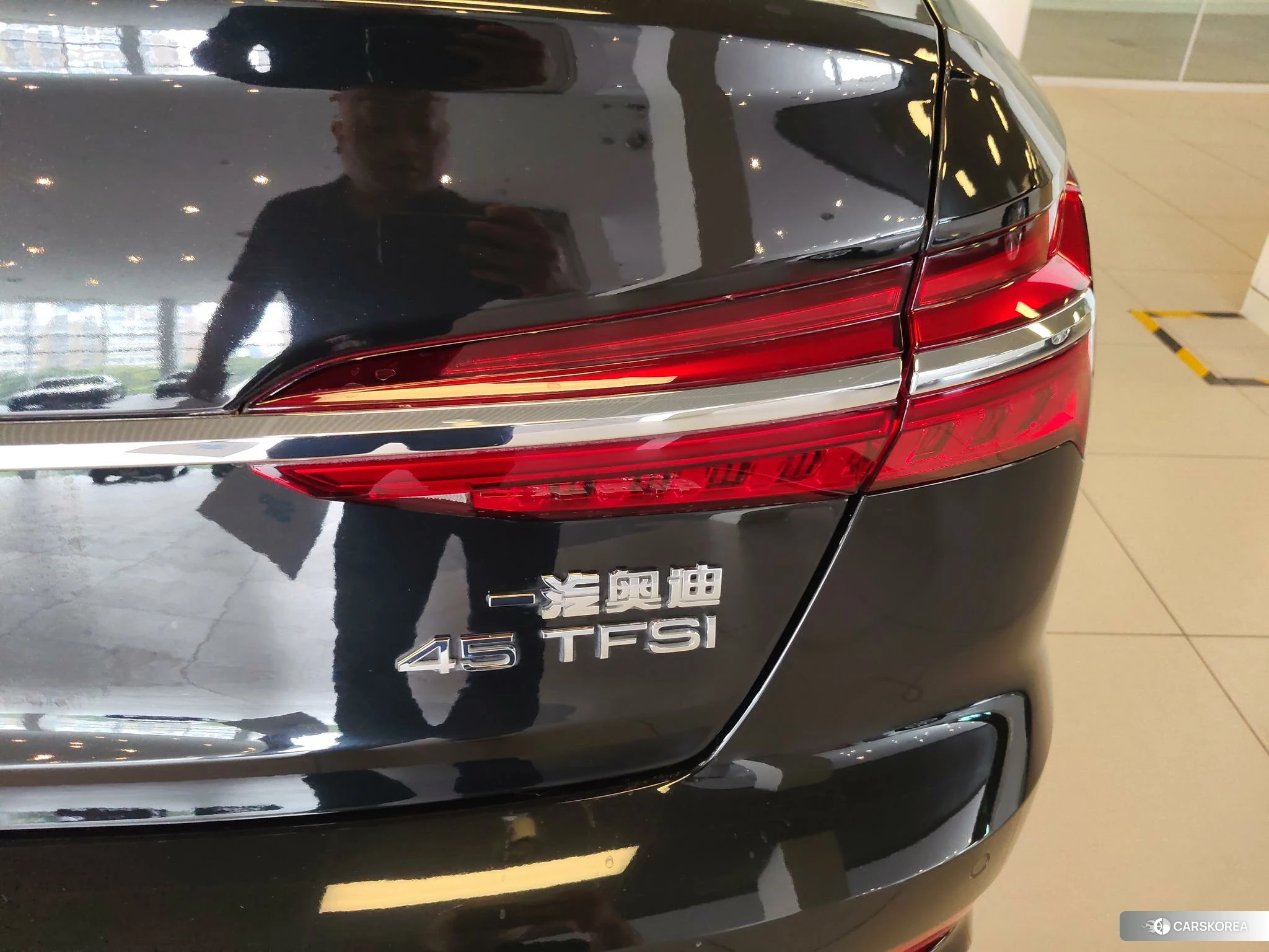 Audi A6L 2023 Черный из Китая, фото 6