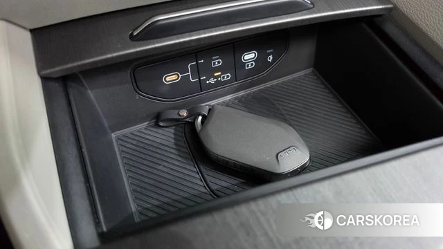 Kia The New Sportage 5th Generation Hybrid 2025 Серый из Кореи, фото 6