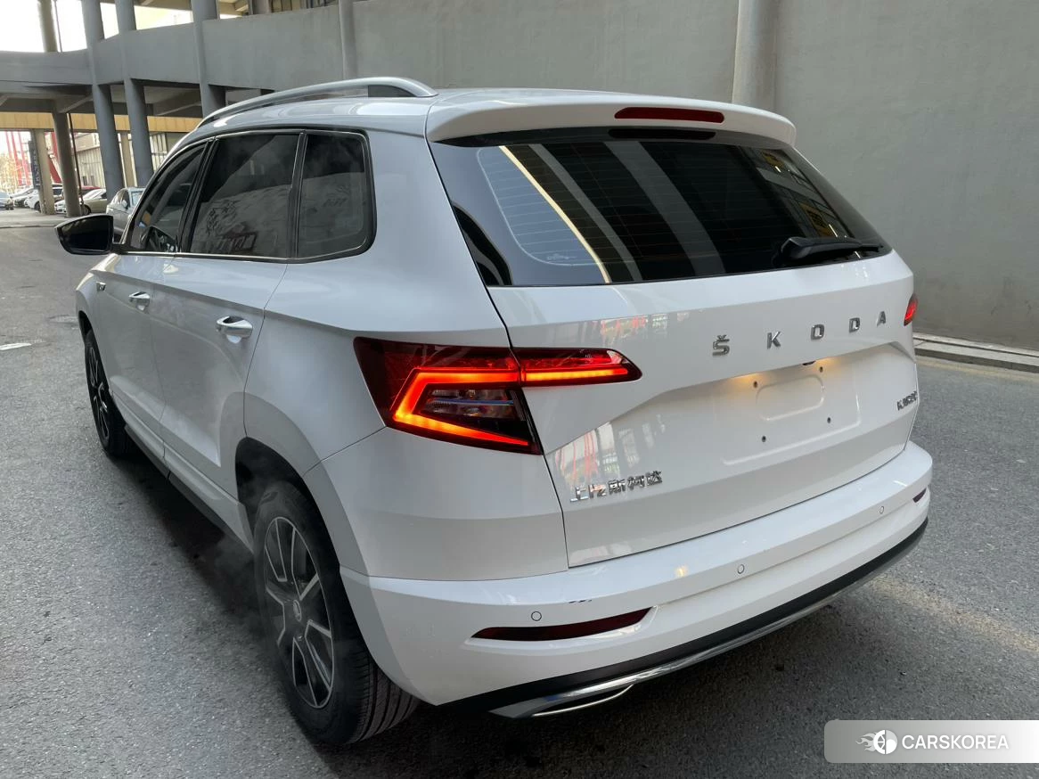 Skoda Krok 2023 Белый из Китая, фото 6