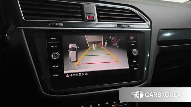 Volkswagen Tiguan second Generation 2019 Белый из Кореи, фото 6