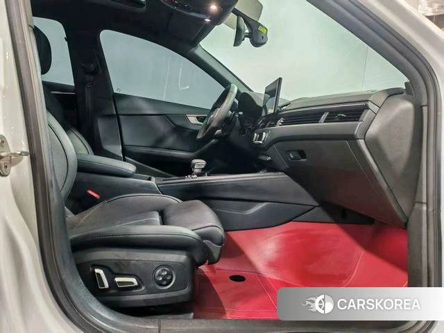 Audi A4L 2025 Белый из Китая, фото 6