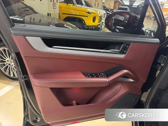 Porsche Cayenne (PO536) 2024 Черный из Кореи, фото 6