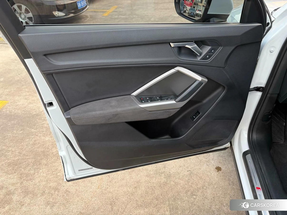 Audi Q3 2021 Белый из Китая, фото 6