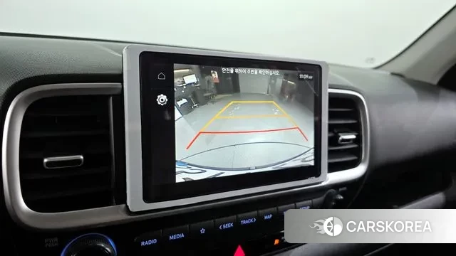 Hyundai Venue 2023 Красный из Кореи, фото 6