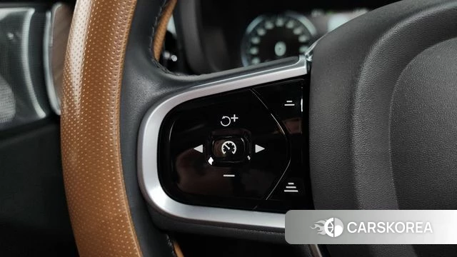 Volvo XC60 second Generation 2021 Серый из Кореи, фото 6