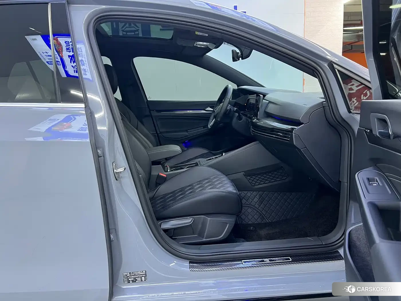 Volkswagen Golf 2023 Silver/gray из Китая, фото 6