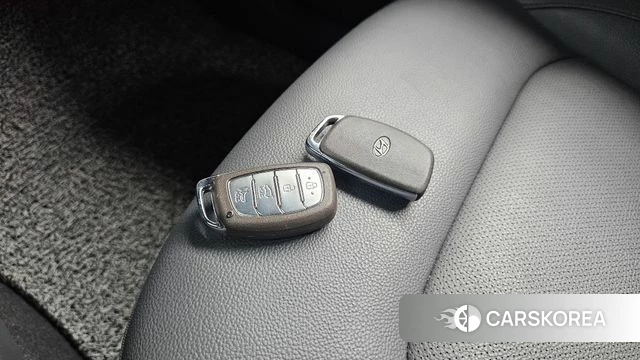 Hyundai The New Ionic Electric 2020 Белый из Кореи, фото 6