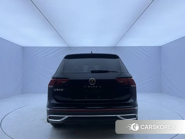Volkswagen Tiguan L 2022 Черный из Китая, фото 6