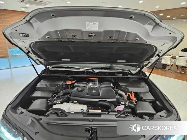 Lexus LX 4th Generation 2025 Серебристо-серый из Кореи, фото 6