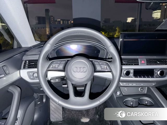 Audi RS 5 2025 Серебристо-серый из Китая, фото 6