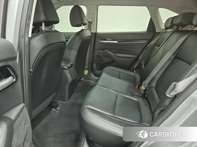 Kia Seltos 2021 Серый из Кореи, фото 6