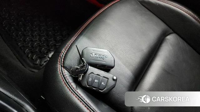 Jeep Wrangler (JL) 2019 Красный из Кореи, фото 6