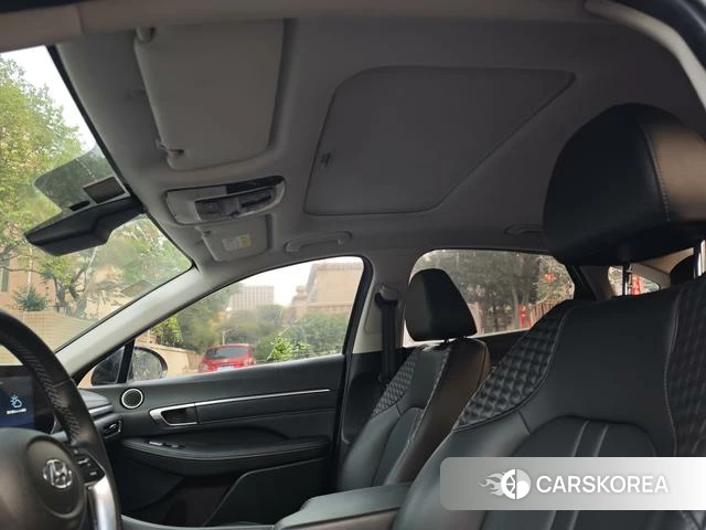 Hyundai Sonata 2021 Темно-серый из Китая, фото 6