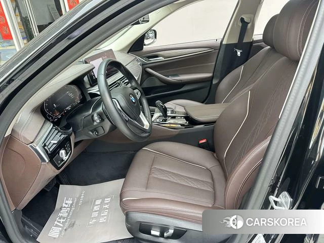 BMW 5 series 2021 Черный из Китая, фото 6