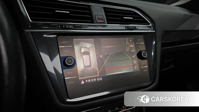 Volkswagen Tiguan Allspace 2020 Серебряный из Кореи, фото 6