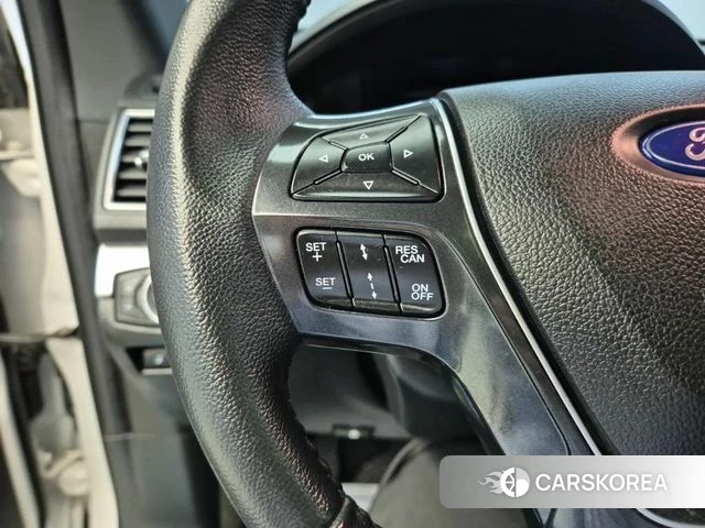 Ford Explorer 2018 Белый из Кореи, фото 6