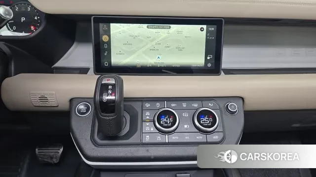 Land Rover Defender (L663) 2022 Черный из Кореи, фото 6