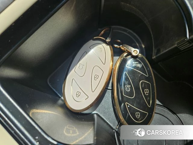 Hyundai Grandeur Hybrid (GN7) 2023 Серый из Кореи, фото 6
