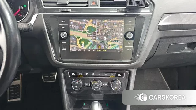 Volkswagen Tiguan second Generation 2020 Белый из Кореи, фото 6