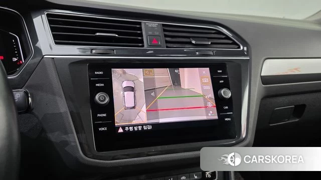 Volkswagen Tiguan second Generation 2020 Серебряный из Кореи, фото 6