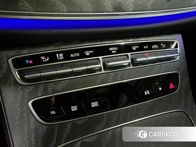 Mercedes-Benz E-Class W213 2020 Черный из Кореи, фото 6