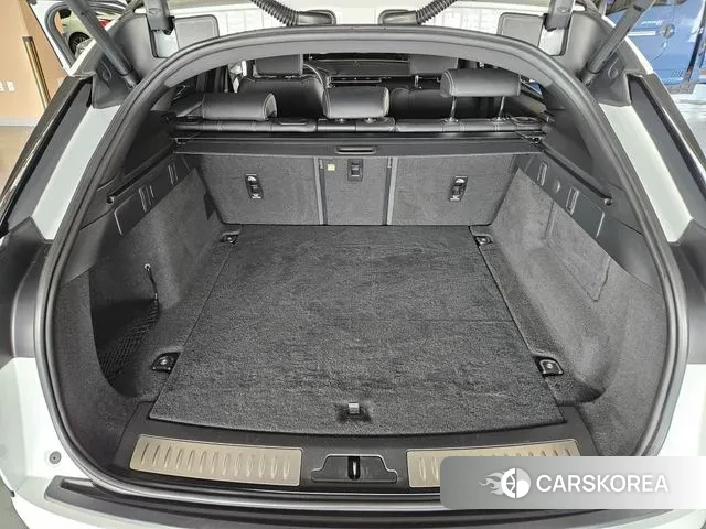 Land Rover Range Rover Velar 2023 Белый из Кореи, фото 6