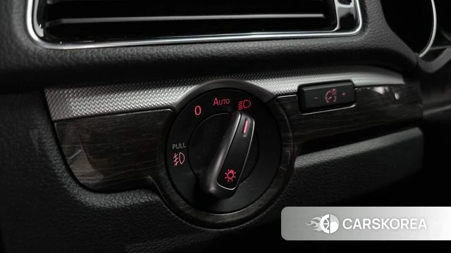 Volkswagen The New Passat 2018 Белый из Кореи, фото 6