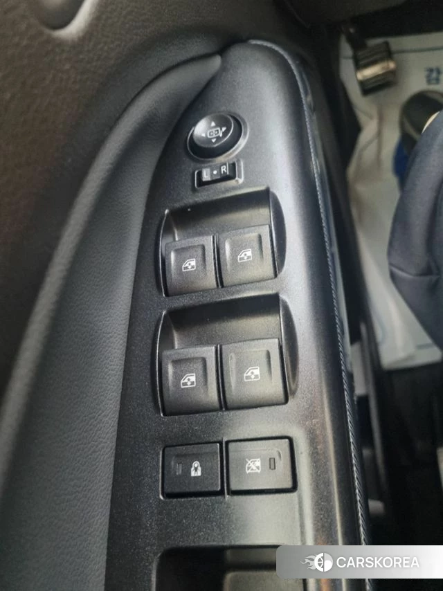 Chevrolet (GM Daewoo) Real New Colorado 2021 Красный из Кореи, фото 6