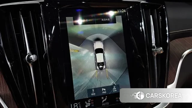 Volvo S60 3rd generation 2021 Белый из Кореи, фото 6